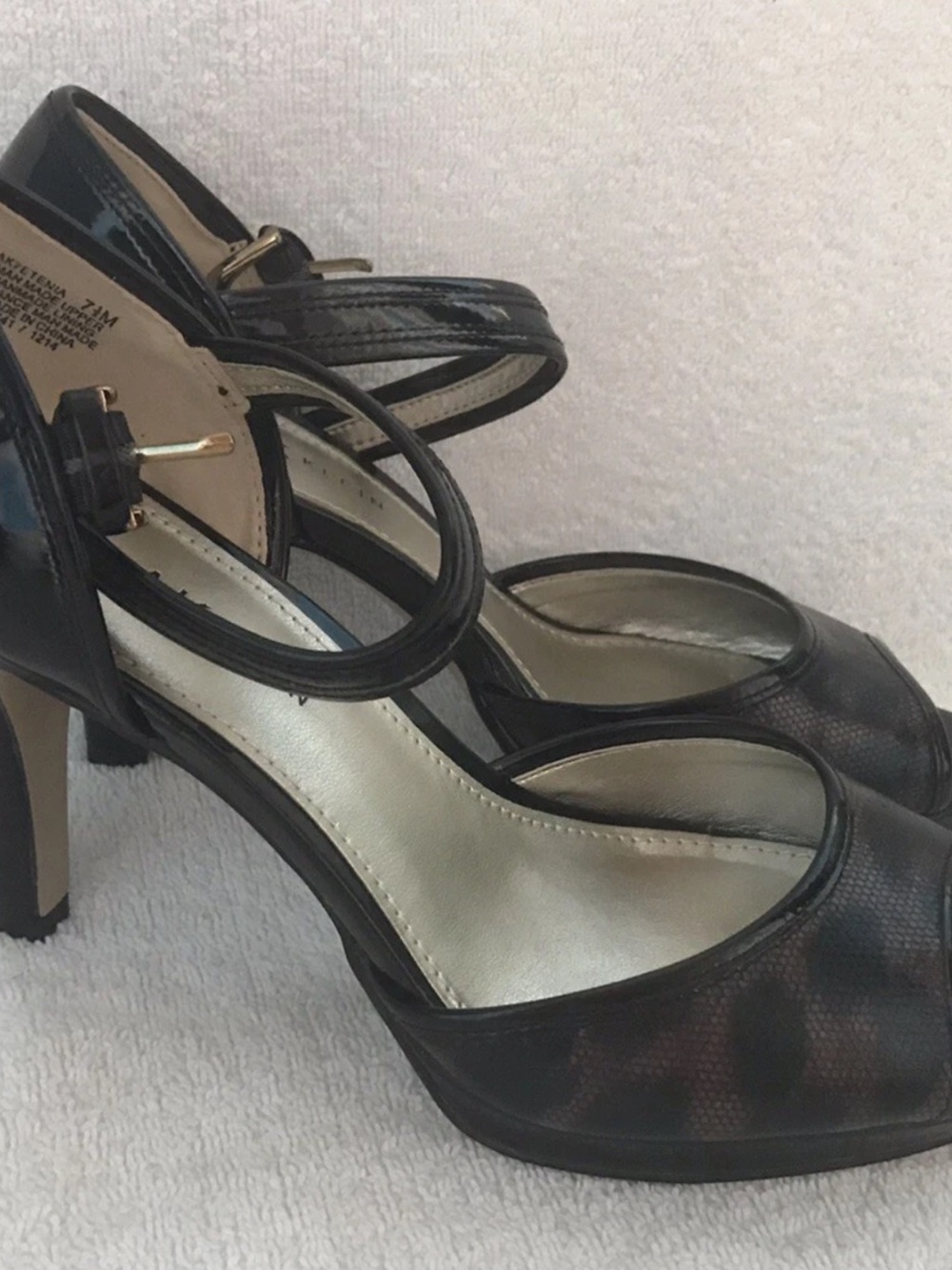 Anne Klein Etenia Leopard Print Black Patent Leather Open Toe Shoes Women’s 7.5